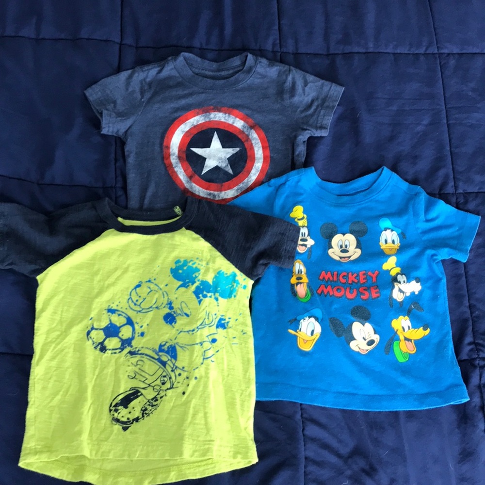 Graphic Tee Bundle!!